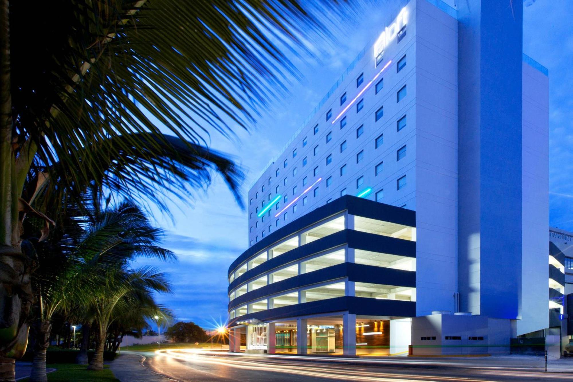 Renovated Aloft 4* Cancun