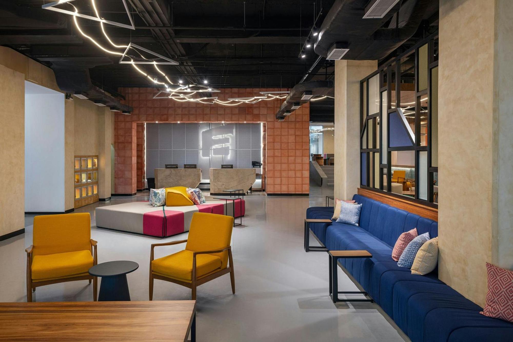 Hotel Renovated Aloft Cancun