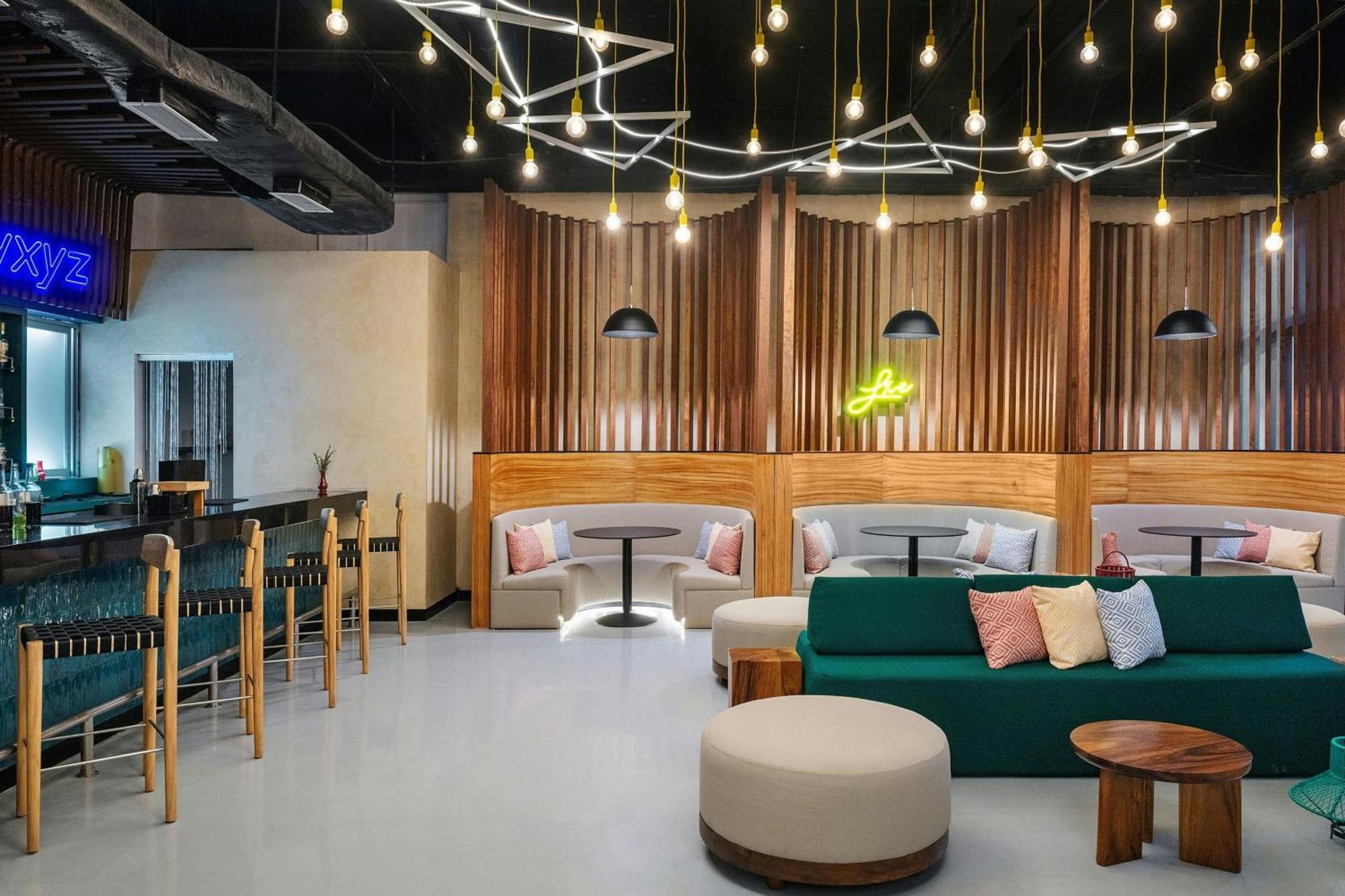 Renovated Aloft Hotel 4*