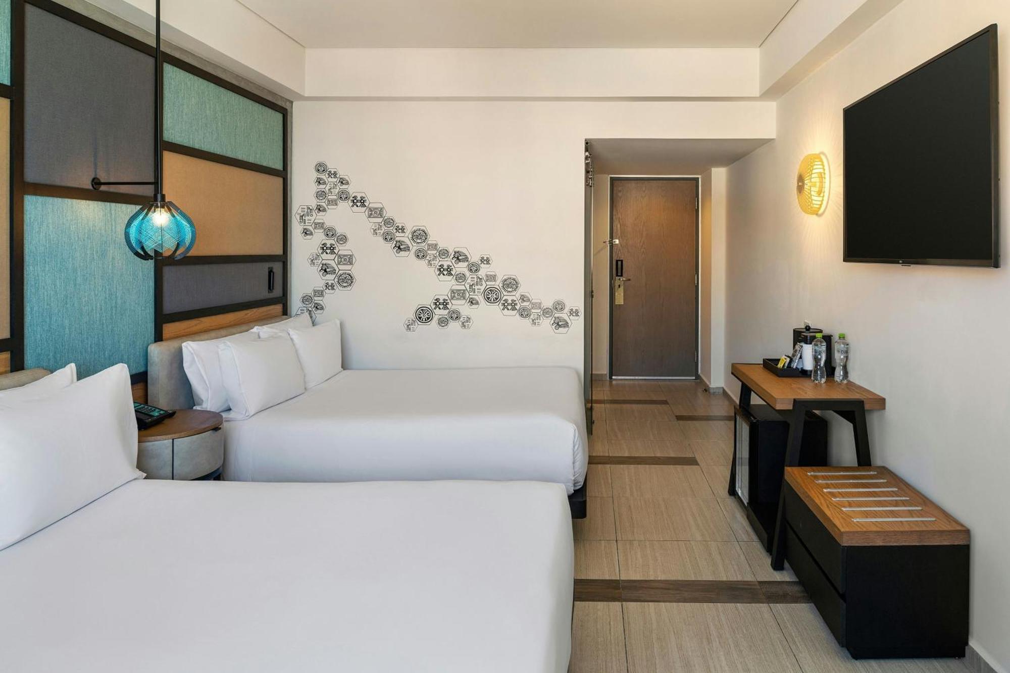 Renovated Aloft 4* Cancun