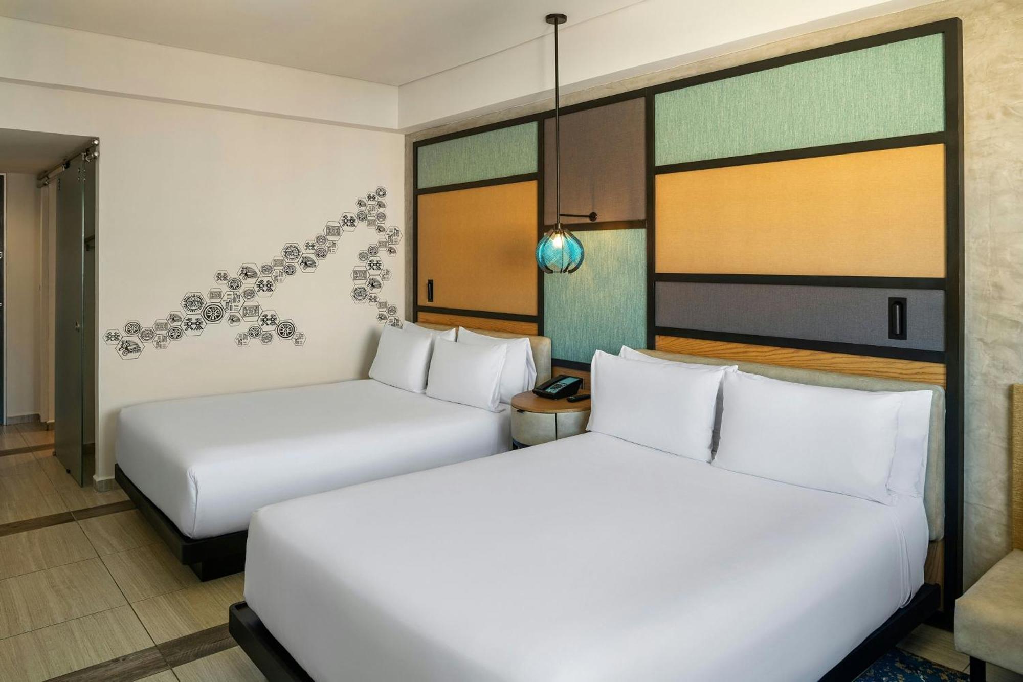 Aloft Hotel Cancún